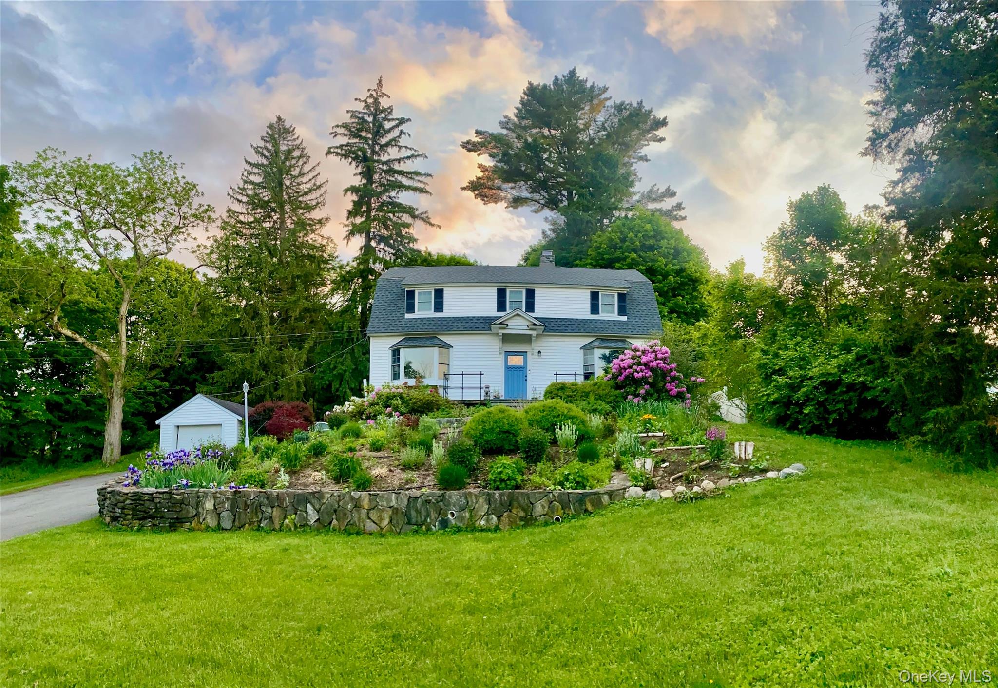 213 Peaceable Hill Road Brewster, NY 10509 - Photo 1 of 39