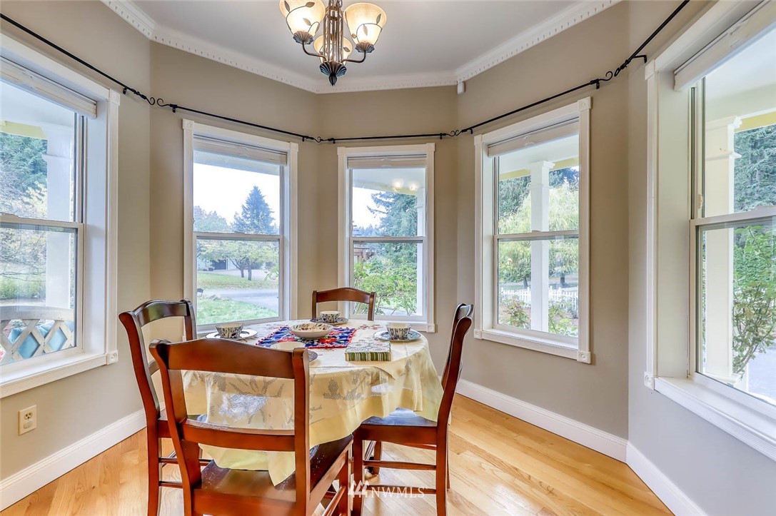15301 Virginia Point Road Northeast Poulsbo, WA 98370 - Photo 19 of 40 Gallery Image 19