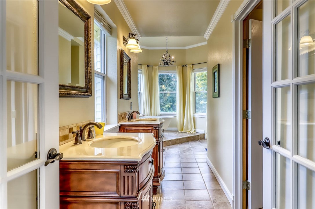 15301 Virginia Point Road Northeast Poulsbo, WA 98370 - Photo 25 of 40 Gallery Image 25