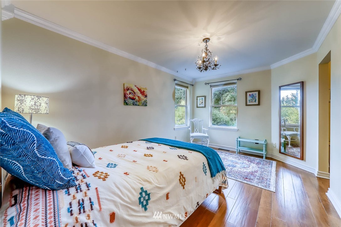 15301 Virginia Point Road Northeast Poulsbo, WA 98370 - Photo 28 of 40 Gallery Image 28