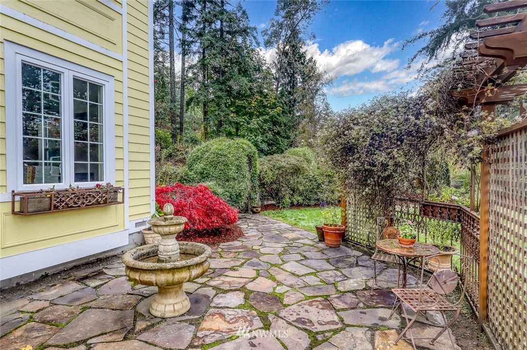 15301 Virginia Point Road Northeast Poulsbo, WA 98370 - Photo 36 of 40 Gallery Image 36