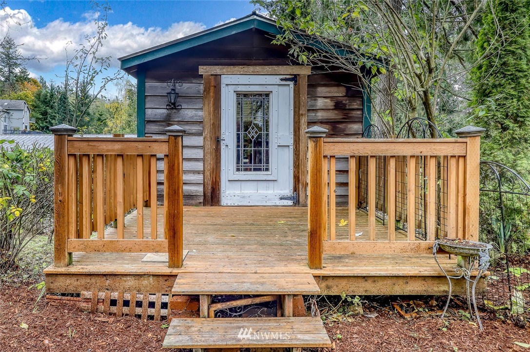 15301 Virginia Point Road Northeast Poulsbo, WA 98370 - Photo 38 of 40 Gallery Image 38