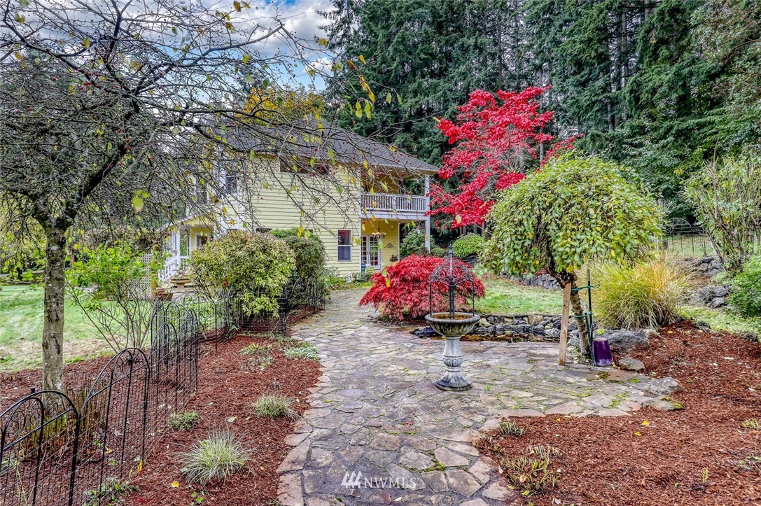 15301 Virginia Point Road Northeast Poulsbo, WA 98370 - Photo 40 of 40 Gallery Image 40