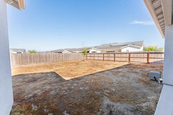 $470,000 | 3811 North Santa Fe Street, Visalia, CA 93291