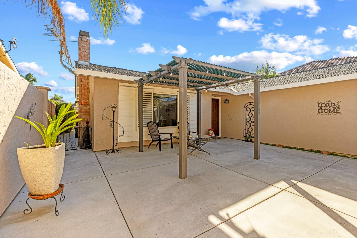 4136 Senter Road San Jose, CA 95111 - Photo 11 of 44 Gallery Image 11