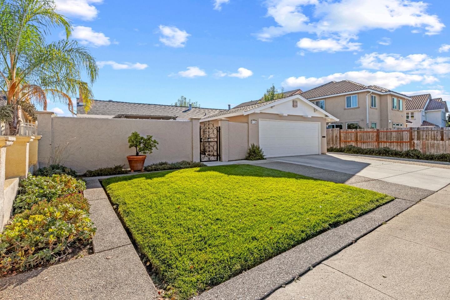 4136 Senter Road San Jose, CA 95111 - Photo 9 of 44 Gallery Image 9