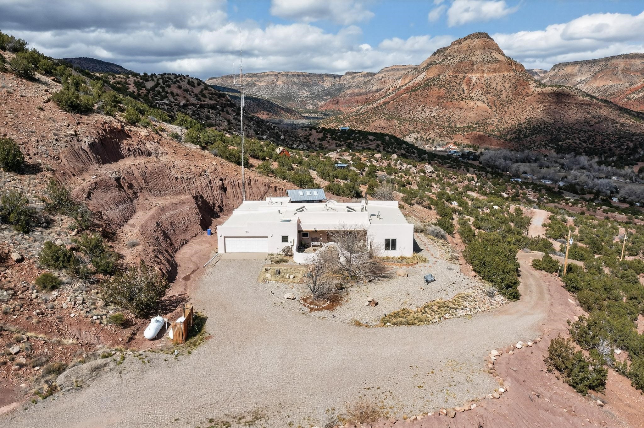 100 Tower Ridge Road Jemez Pueblo, NM 87024 - Photo 3 of 68