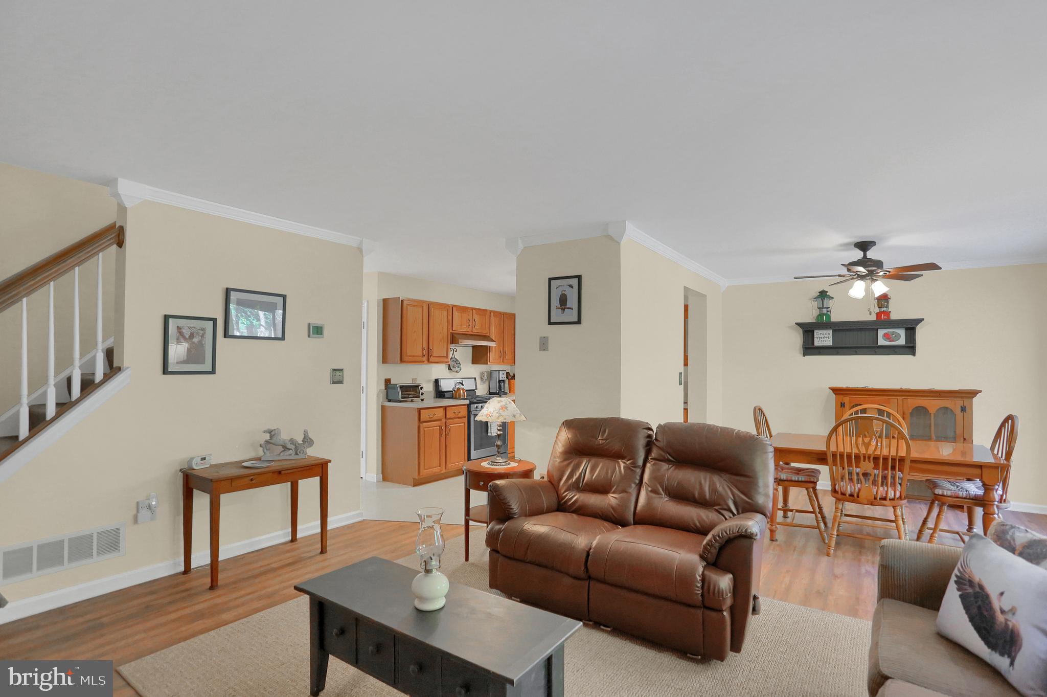 43 Heron Road Lititz, PA 17543 - Photo 13 of 32 Spacious Living Room
