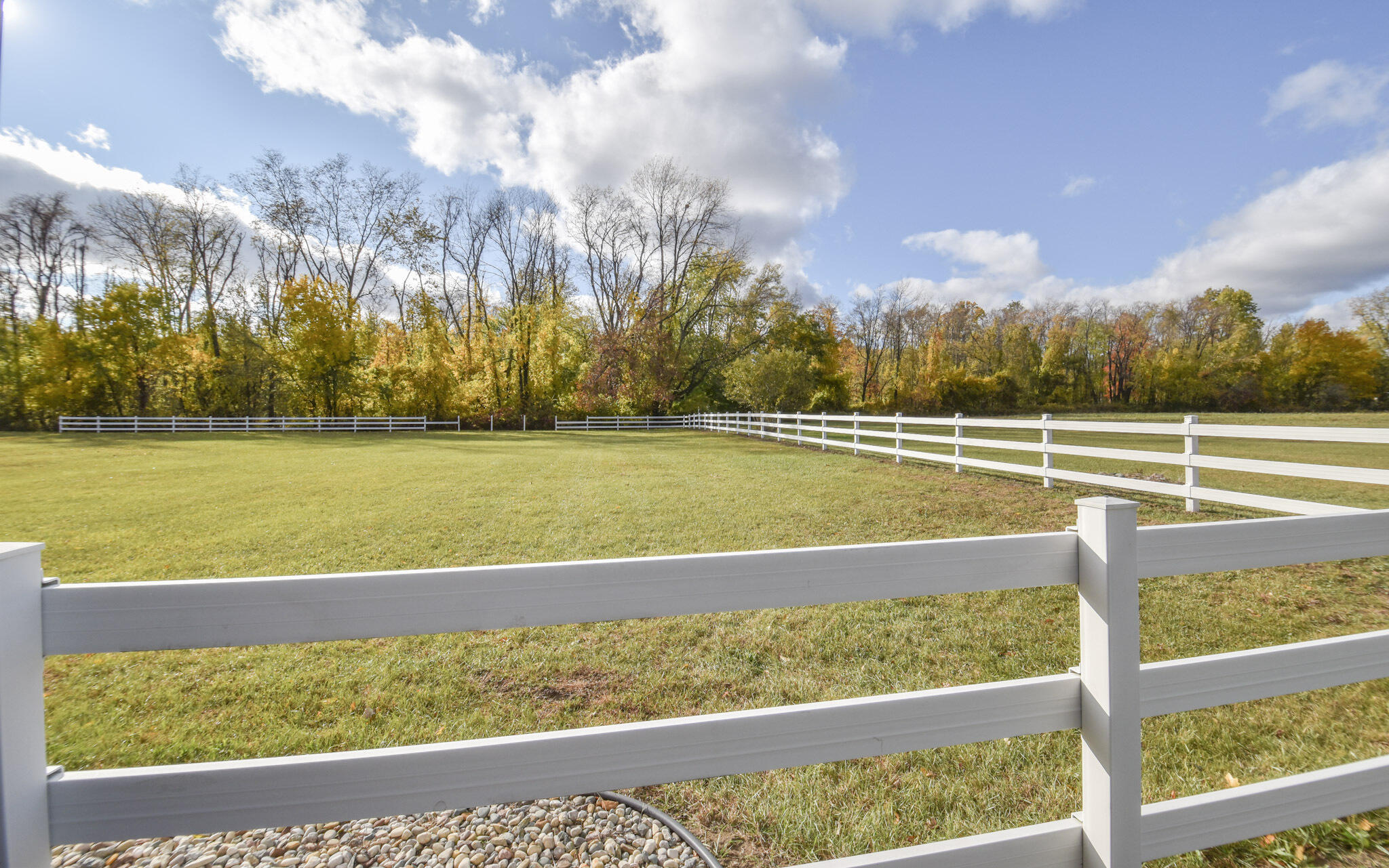 282 Sprague Road Coldwater, MI 49036 - Photo 7 of 44 DSC_0495 (1)