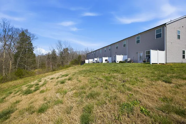 $297,900 | 1013 Mckee Court, Columbia, TN 38401