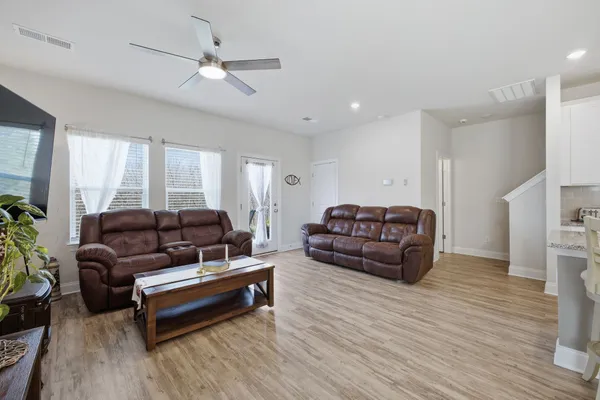 $297,900 | 1013 Mckee Court, Columbia, TN 38401