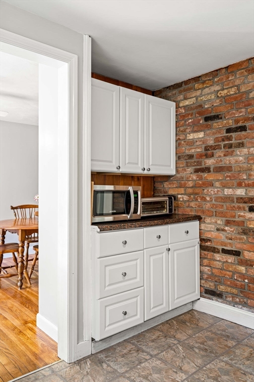 28 Ballardvale Road Andover, MA 01810 - Photo 13 of 33