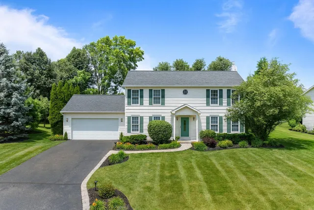 $3,400 | 406 Lakewood Drive, Williams Bay, WI 53191