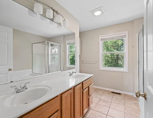 $3,400 | 406 Lakewood Drive, Williams Bay, WI 53191