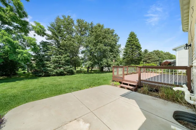 $3,400 | 406 Lakewood Drive, Williams Bay, WI 53191