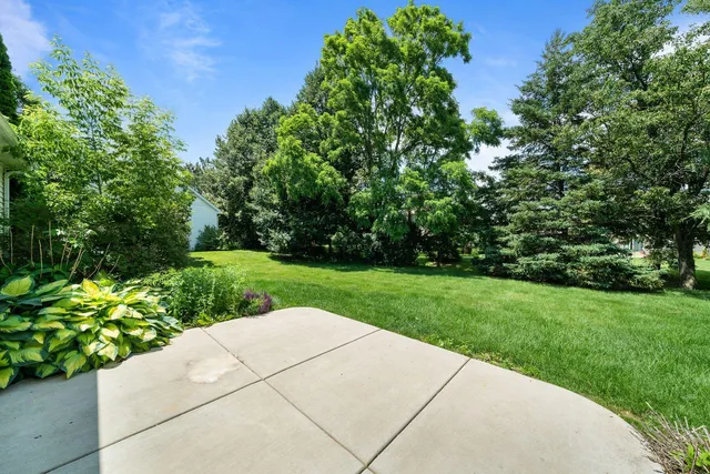 $3,400 | 406 Lakewood Drive, Williams Bay, WI 53191