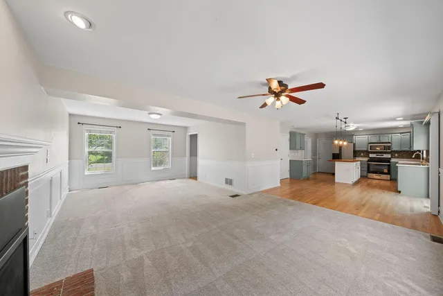 $3,400 | 406 Lakewood Drive, Williams Bay, WI 53191