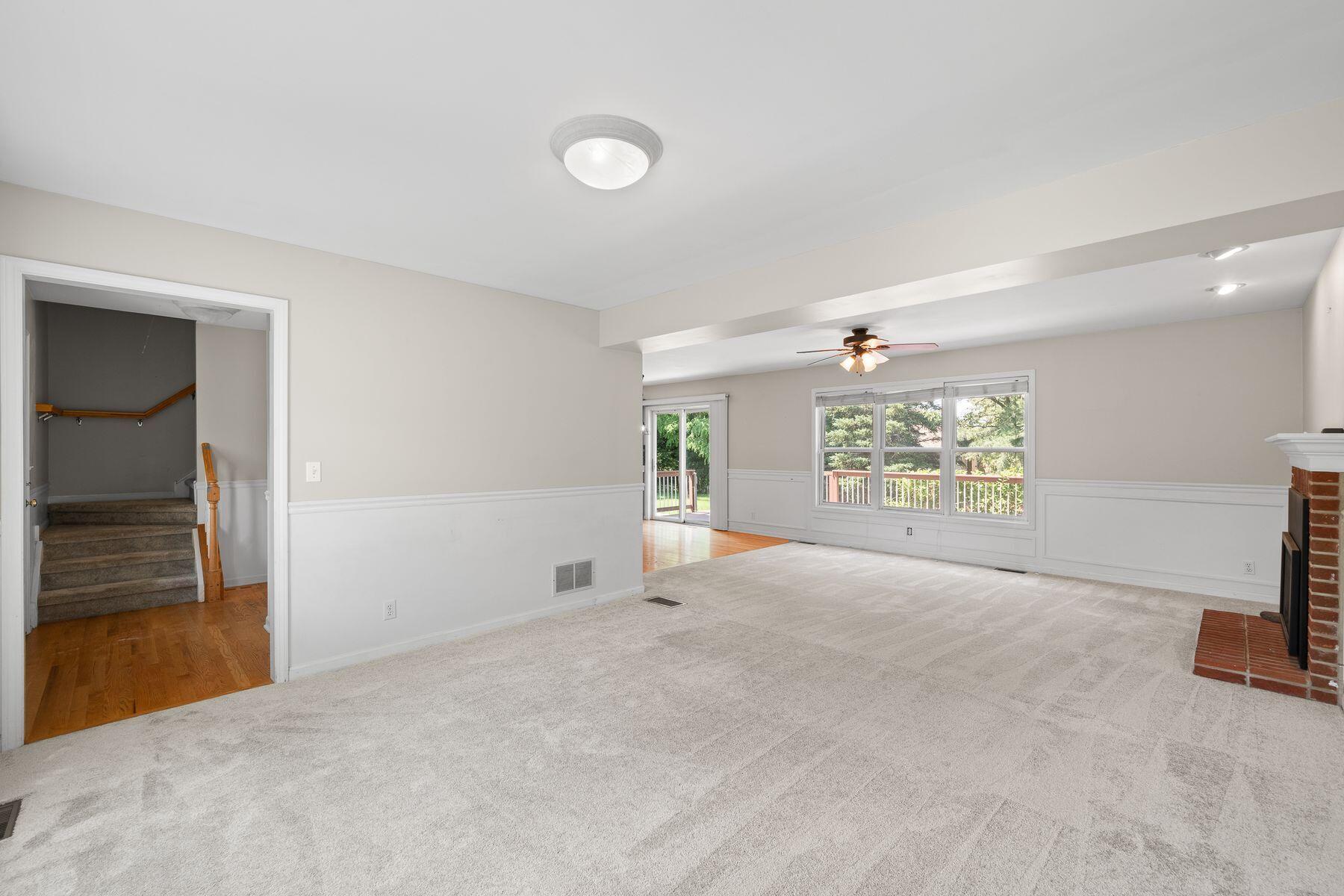 406 Lakewood Drive Williams Bay, WI 53191 - Photo 7 of 52 406 Lakewood Drive