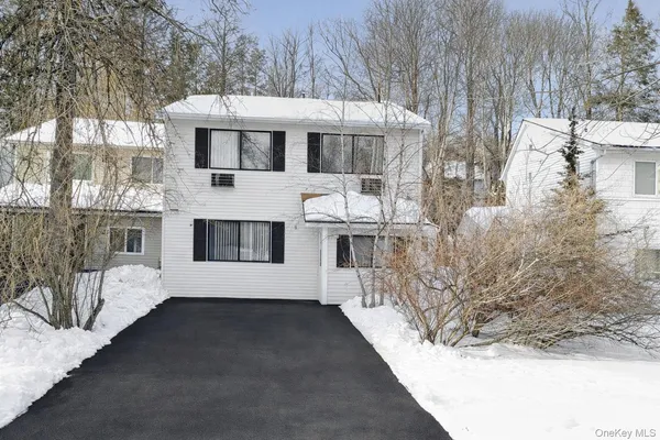 $240,000 | 36 Peter Way, Kiamesha Lake, NY 12751