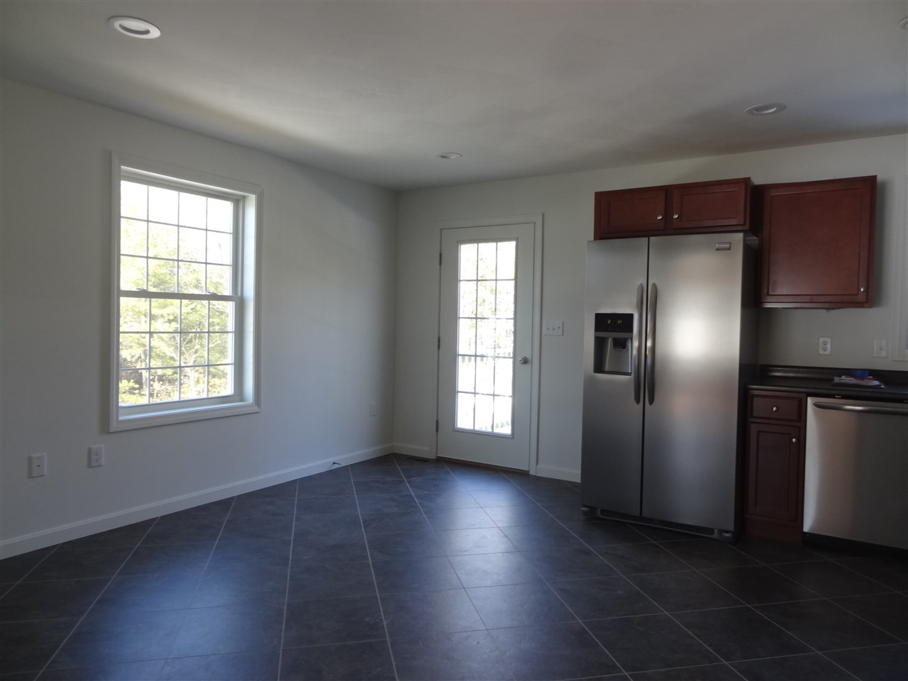 97 Falcon Ridge Road, Unit LOT#7 Milford, NH 03055 - Photo 4 of 20