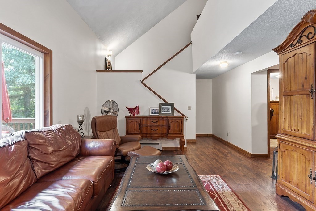 64 Warwick Road Gardner, MA 01440 - Photo 14 of 25 Gallery Image 14