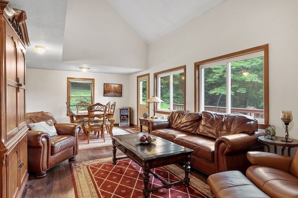 64 Warwick Road Gardner, MA 01440 - Photo 16 of 25 Gallery Image 16