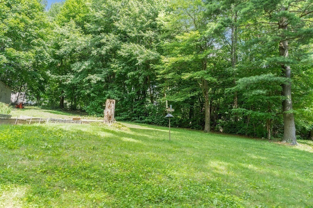 64 Warwick Road Gardner, MA 01440 - Photo 7 of 25 Gallery Image 7