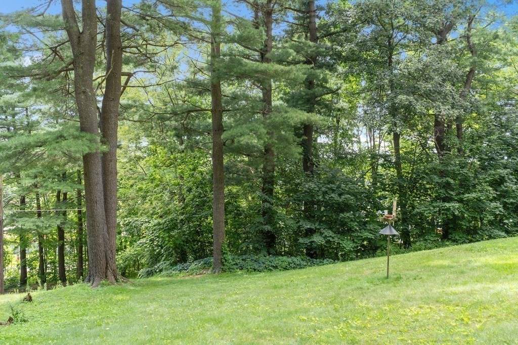 64 Warwick Road Gardner, MA 01440 - Photo 9 of 25 Gallery Image 9