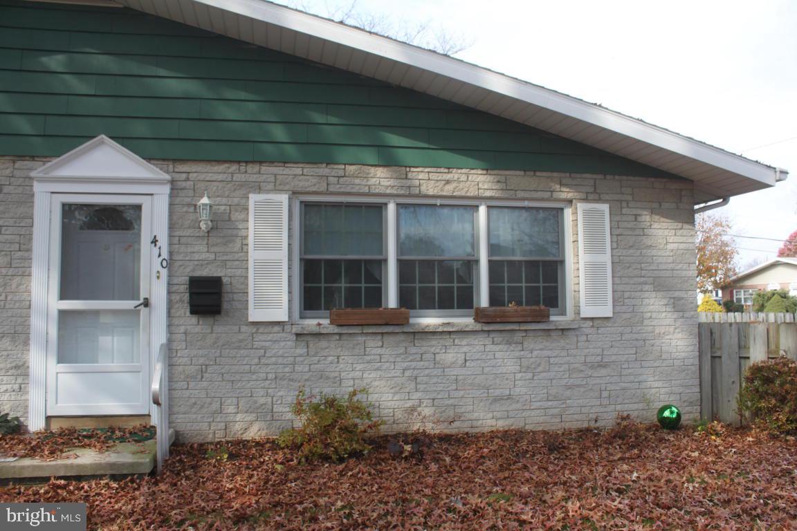 410 West Marion Street Lititz, PA 17543 - Photo 3 of 29