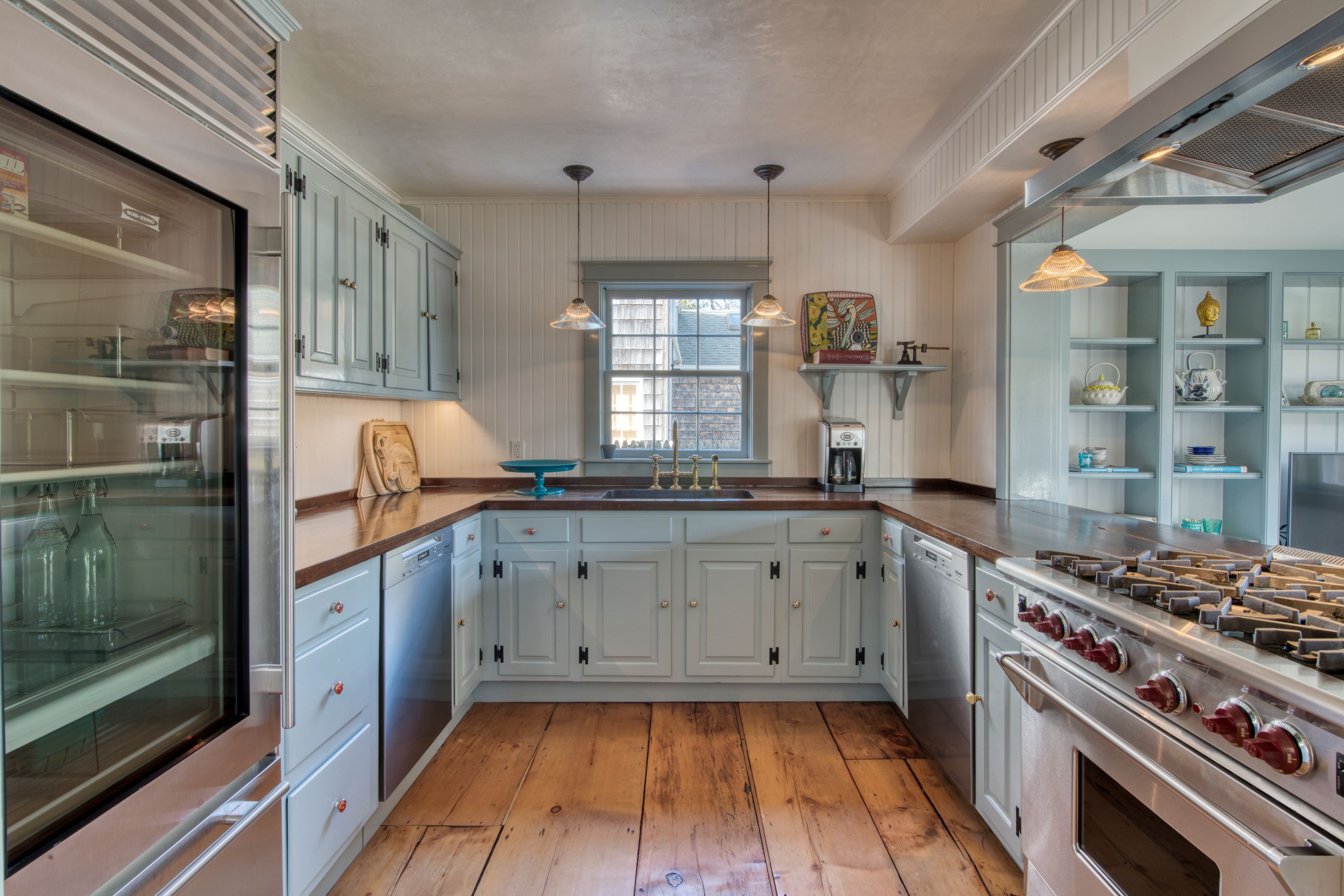 Undisclosed Address Sag Harbor, NY 11963 - Photo 8 of 23