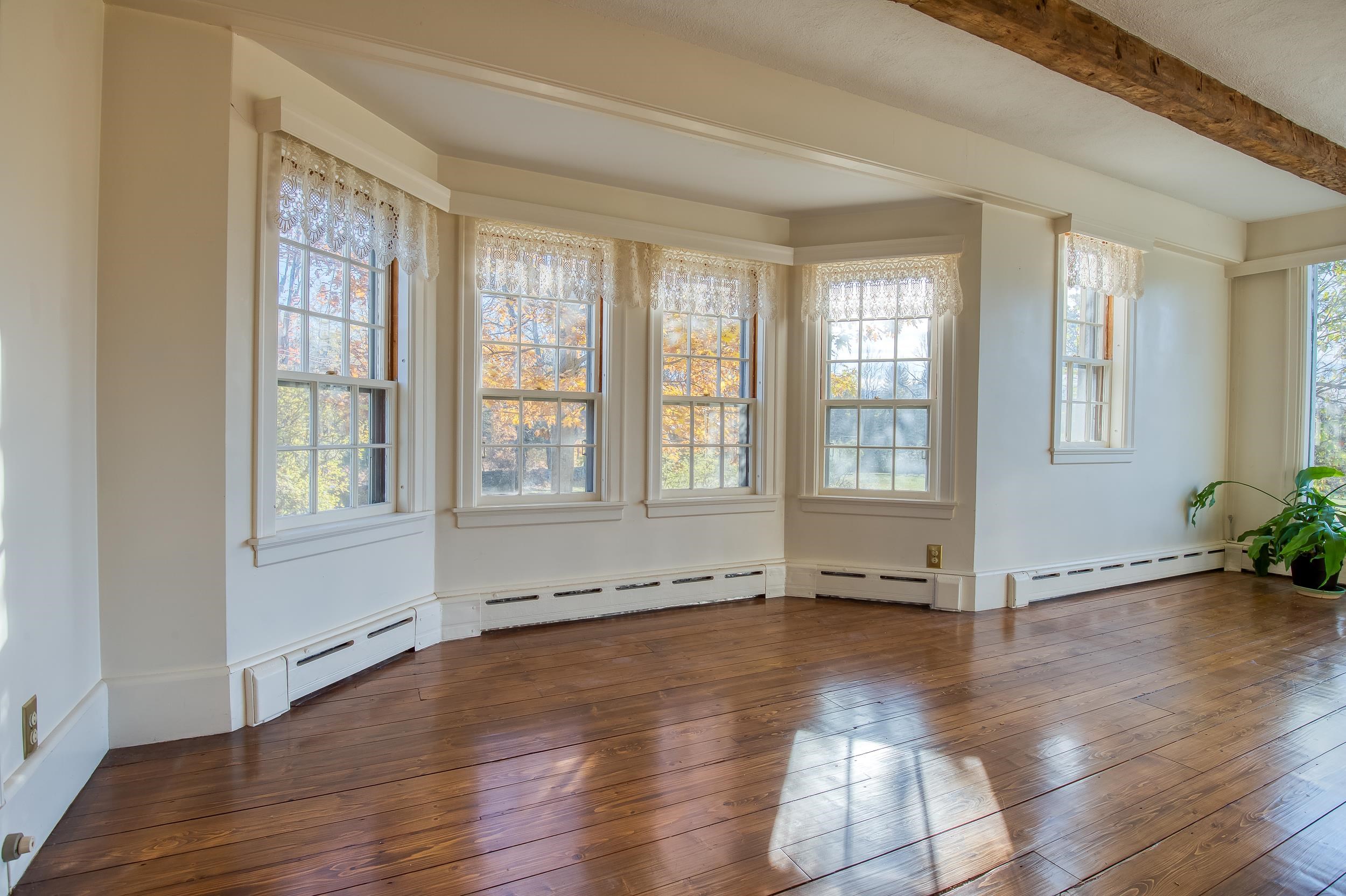252 Mountain View Road Whitefield, NH 03598 - Photo 14 of 40 Gallery Image 14