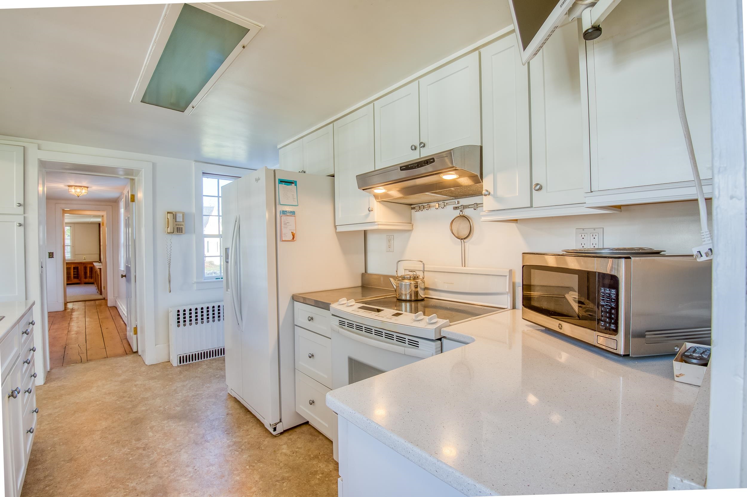 252 Mountain View Road Whitefield, NH 03598 - Photo 7 of 40 Gallery Image 7