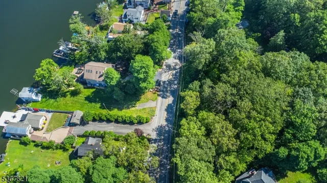 $499,000 | 30-31 East Shore Culver Road, Branchville, NJ 07826