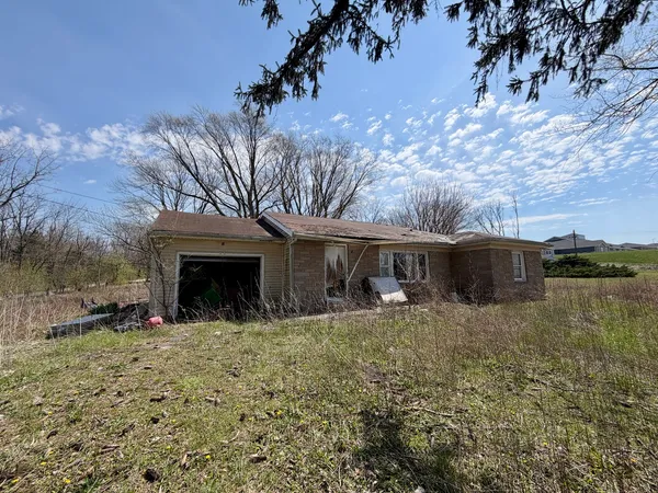 $22,900 | 2313 North Bowman Avenue, Danville, IL 61834