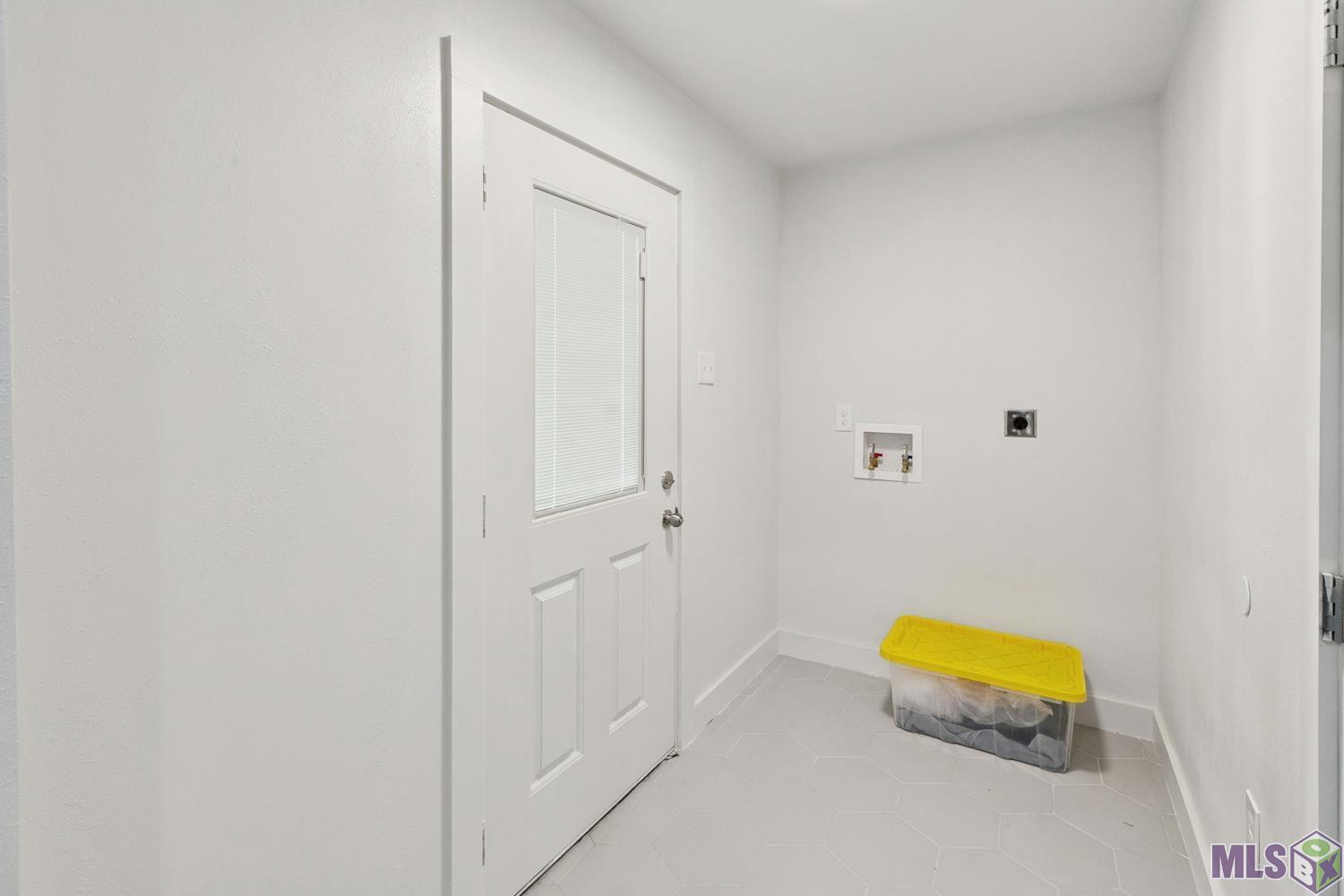 955 St John Lane Baton Rouge, LA 70807 - Photo 11 of 14