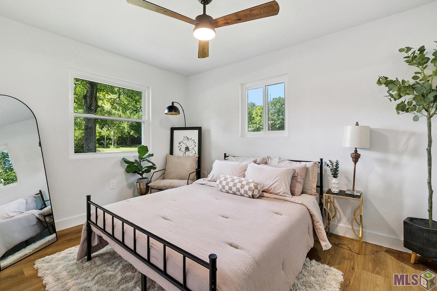 955 St John Lane Baton Rouge, LA 70807 - Photo 7 of 14