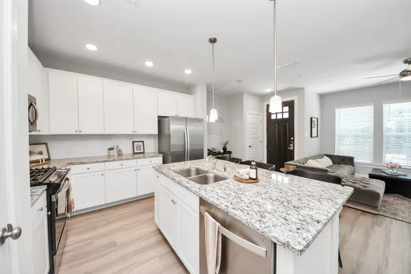 $2,249 | 5300 Berkeley Knl Circle, Unit 191, Richmond, TX 77407