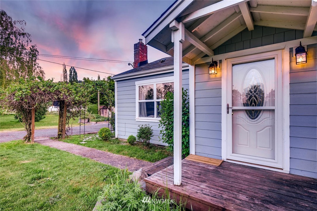 20508 Ben Howard Road Monroe, WA 98272 - Photo 2 of 25 Gallery Image 2