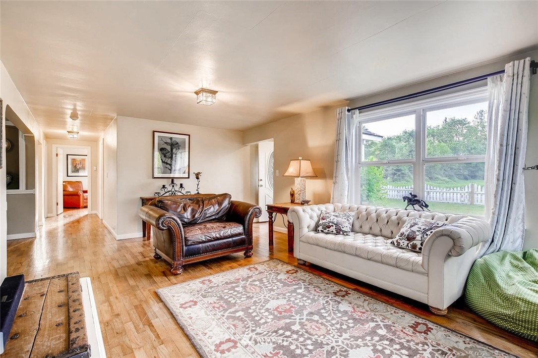 20508 Ben Howard Road Monroe, WA 98272 - Photo 4 of 25 Gallery Image 4