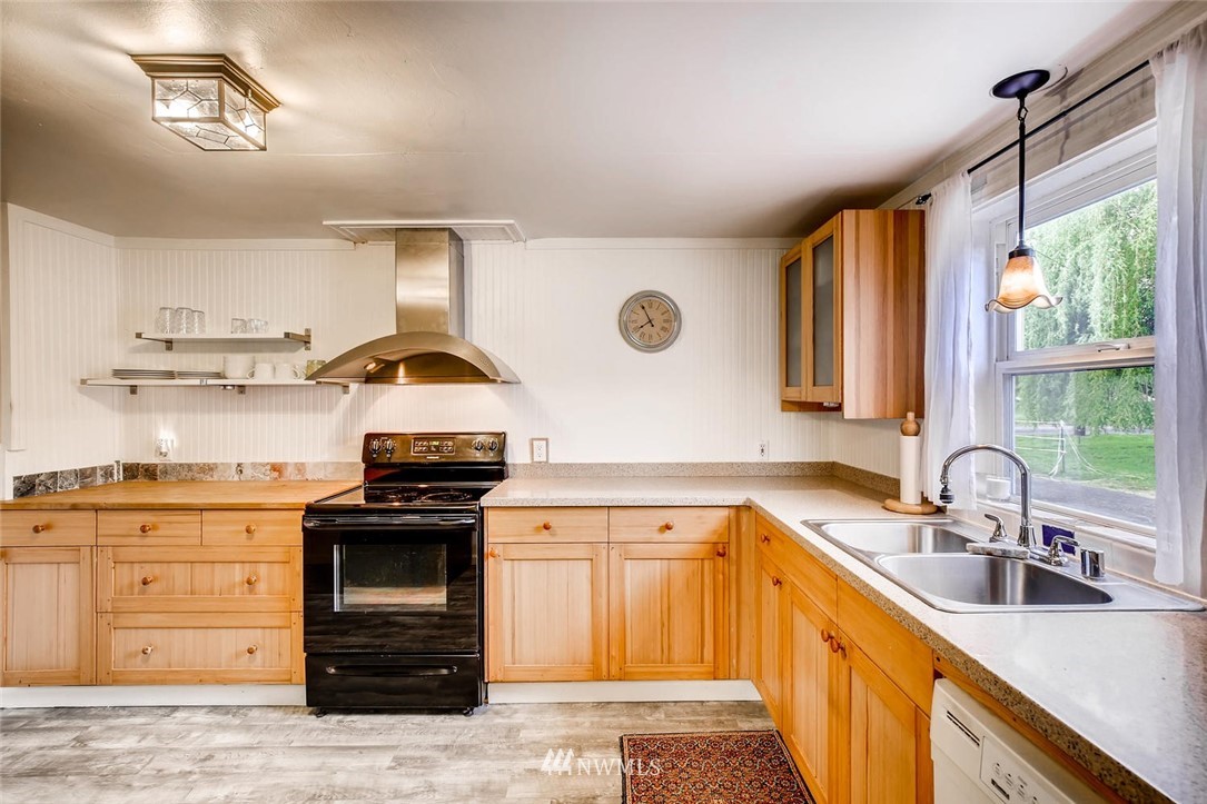 20508 Ben Howard Road Monroe, WA 98272 - Photo 7 of 25 Gallery Image 7