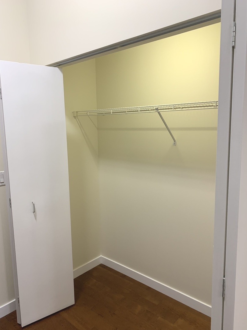 235 West Van Buren Street, Unit 3820 Chicago, IL 60607 - Photo 28 of 38