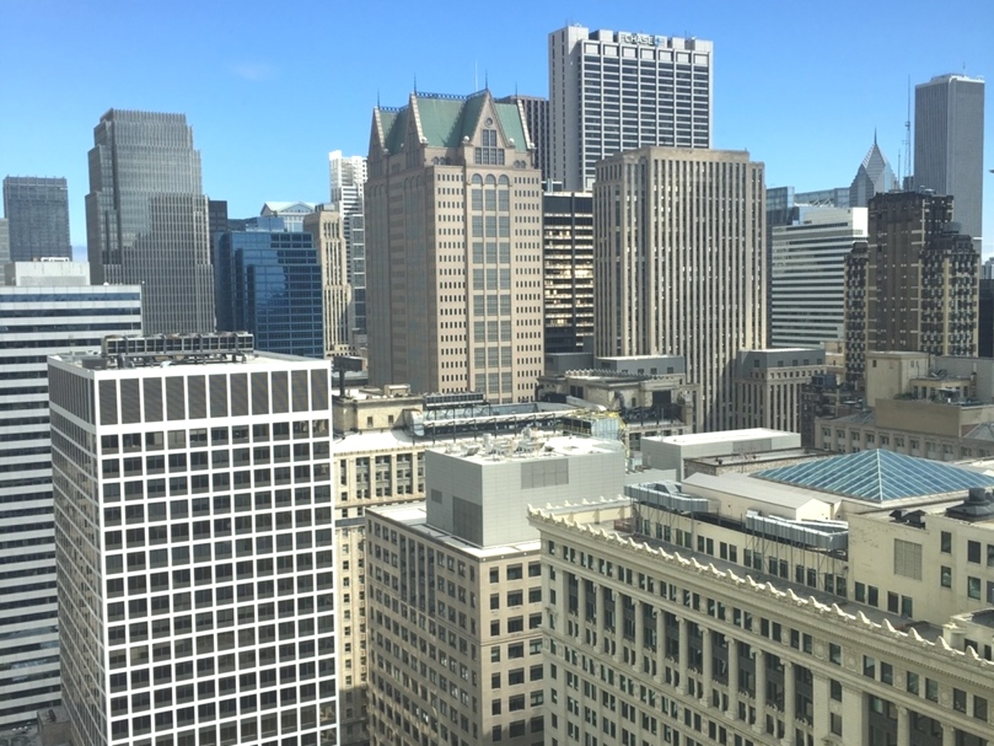 235 West Van Buren Street, Unit 3820 Chicago, IL 60607 - Photo 36 of 38 a view of city with tall buildings