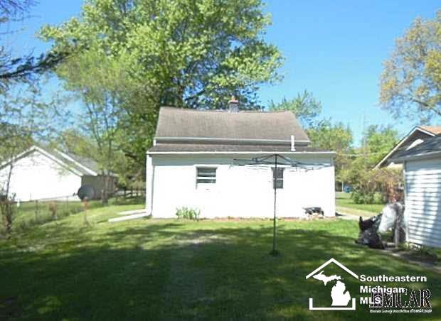 8460 Secor Road Lambertville, MI 48144 - Photo 4 of 9