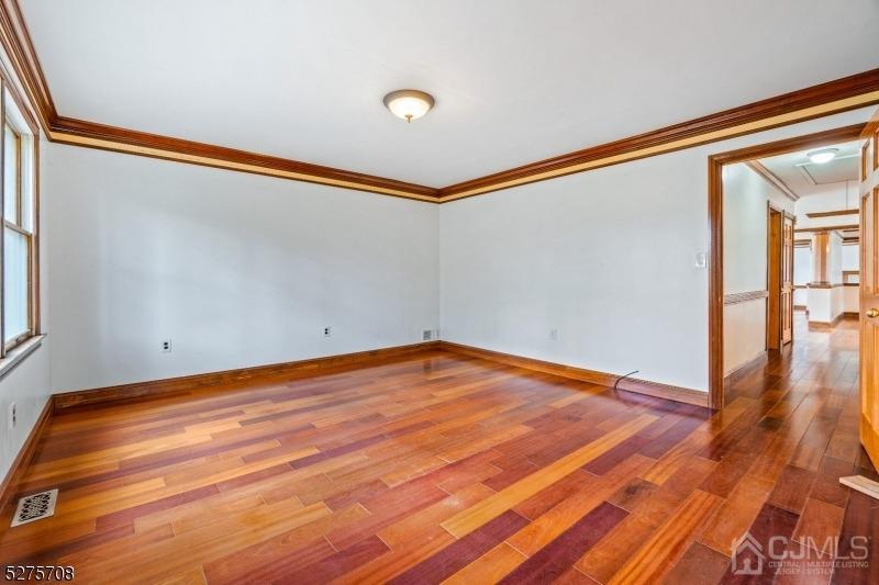 68 Meredith Road Colonia, NJ 07067 - Photo 20 of 46 Gallery Image 20