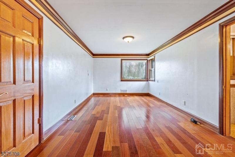 68 Meredith Road Colonia, NJ 07067 - Photo 22 of 46 Gallery Image 22