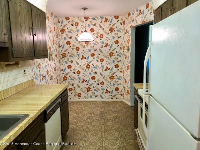 97 Arrowood Road, Unit K Manalapan, NJ 07726 - Photo 4 of 10 Alternate Kitchen view