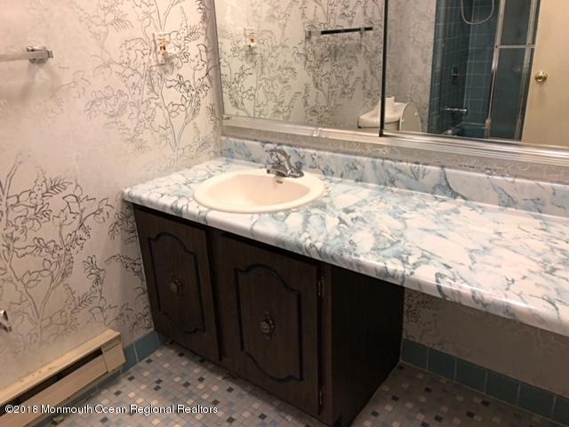 97 Arrowood Road, Unit K Manalapan, NJ 07726 - Photo 7 of 10 Bathroom