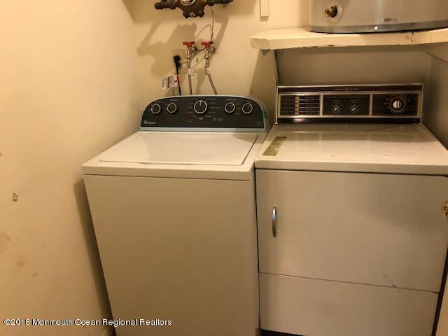 97 Arrowood Road, Unit K Manalapan, NJ 07726 - Photo 9 of 10 Laundry Room w Washer/Dryer included