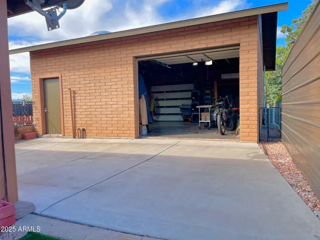 $469,000 | 110 Nighthawk Avenue, Bisbee, AZ 85603