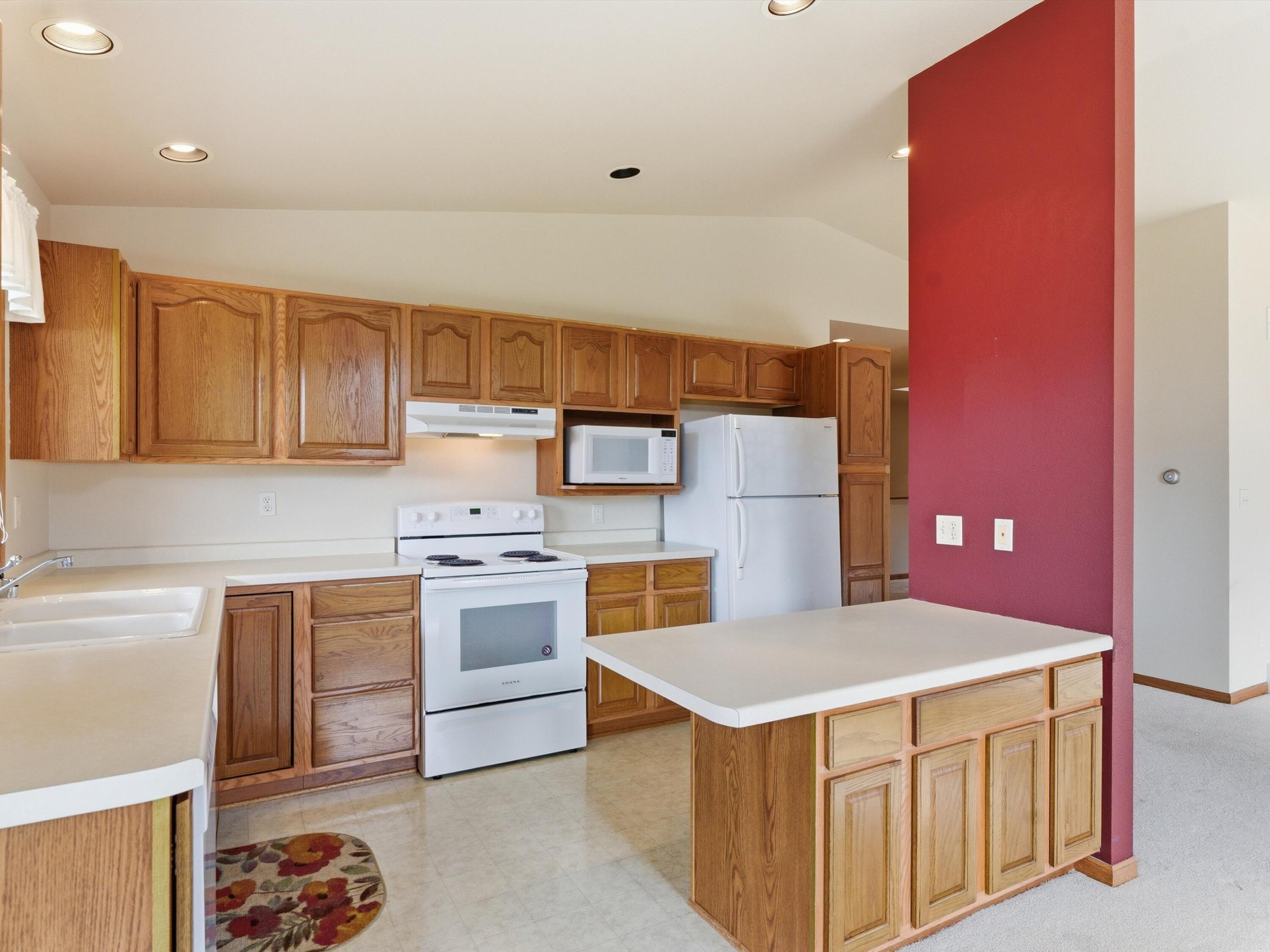 1531 Deer Brook Drive Two Rivers, WI 54241 - Photo 14 of 25 13-013_2997188_00720